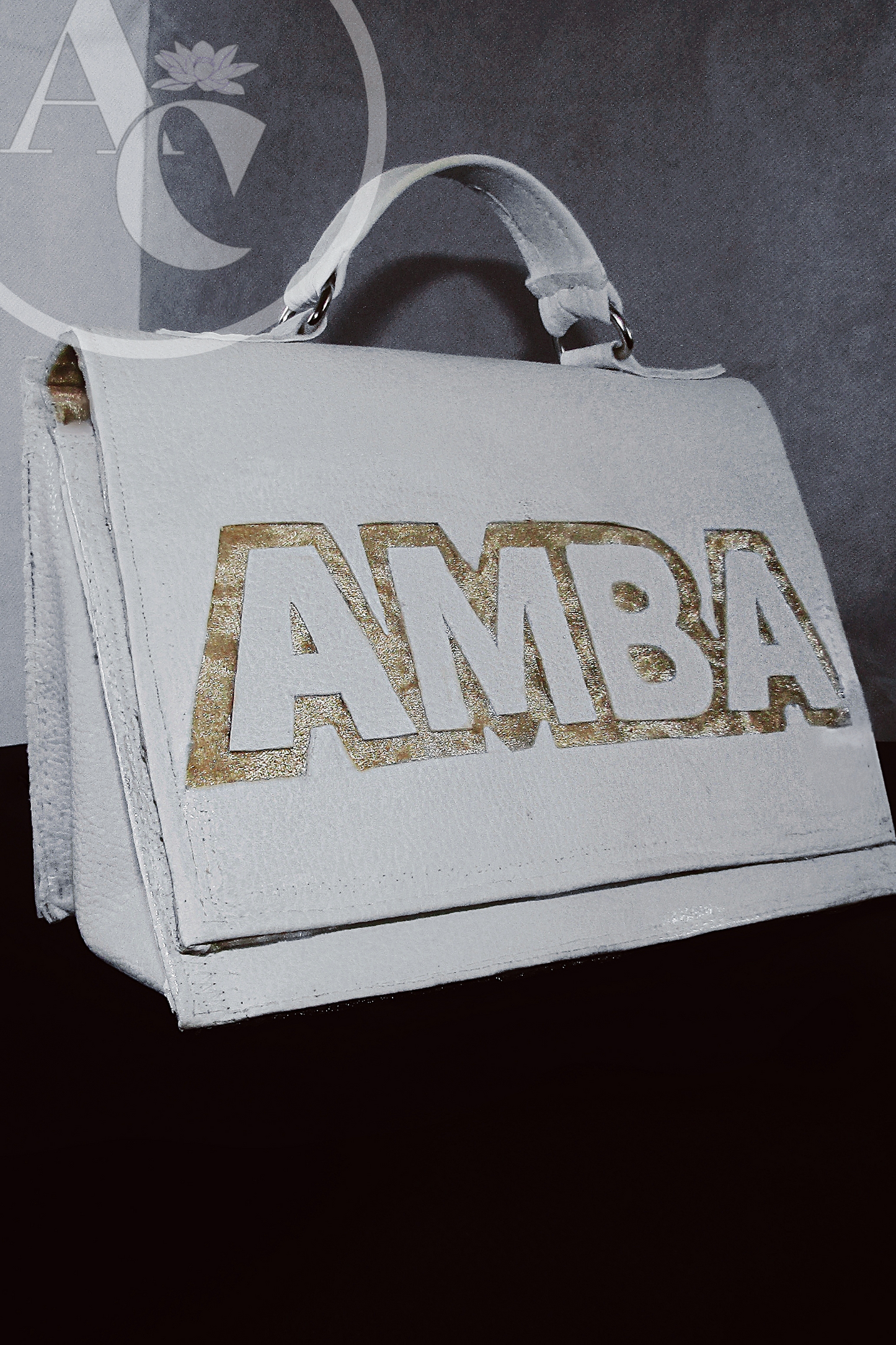 "AMBA" White Leather Crossbody Bag