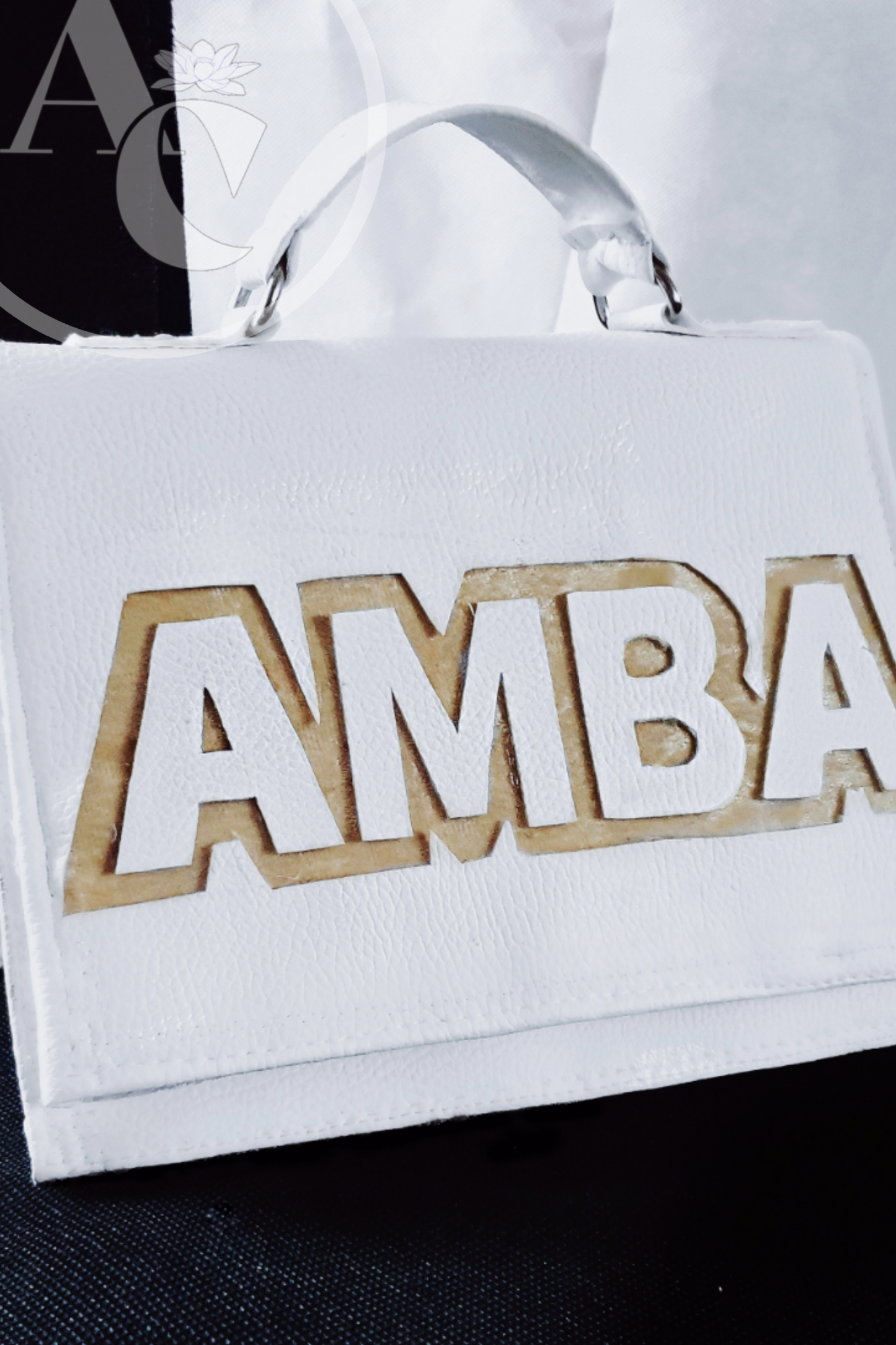 "AMBA" White Leather Crossbody Bag